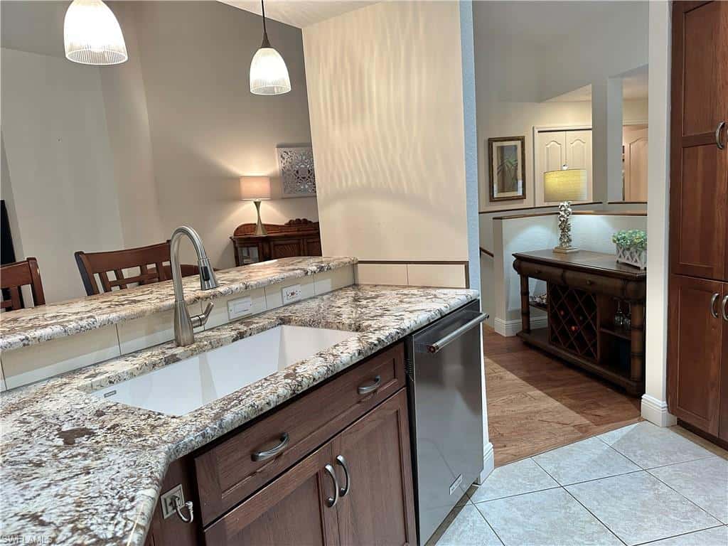 354 Dover Pl #202, Naples, photo 5