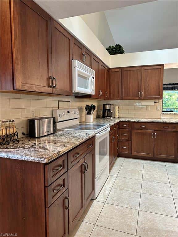 354 Dover Pl #202, Naples, photo 4