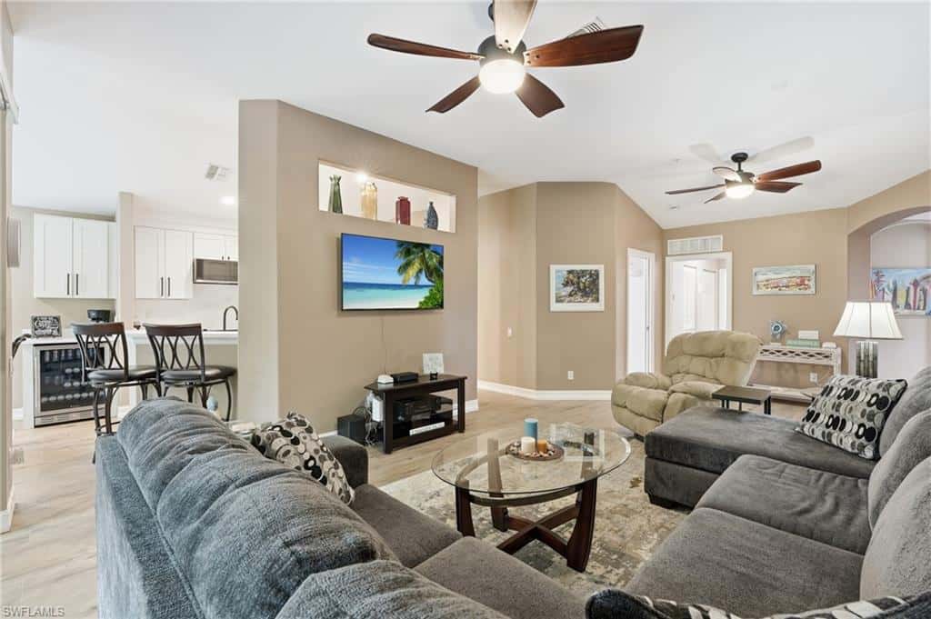 710 Tarpon Cove Dr #203, Naples, photo 12