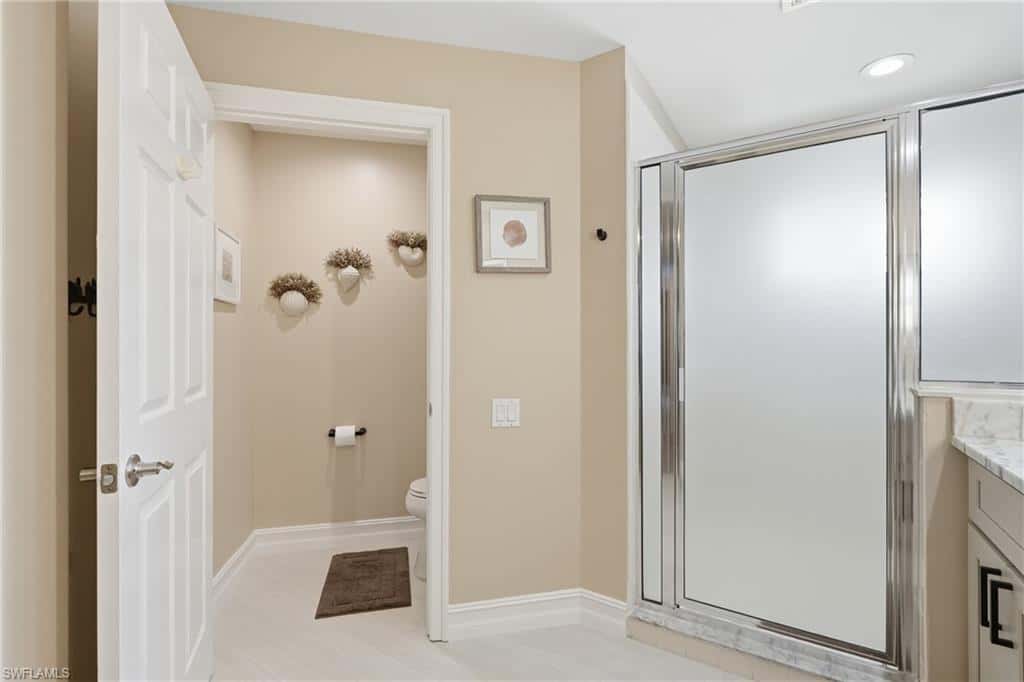 710 Tarpon Cove Dr #203, Naples, photo 25