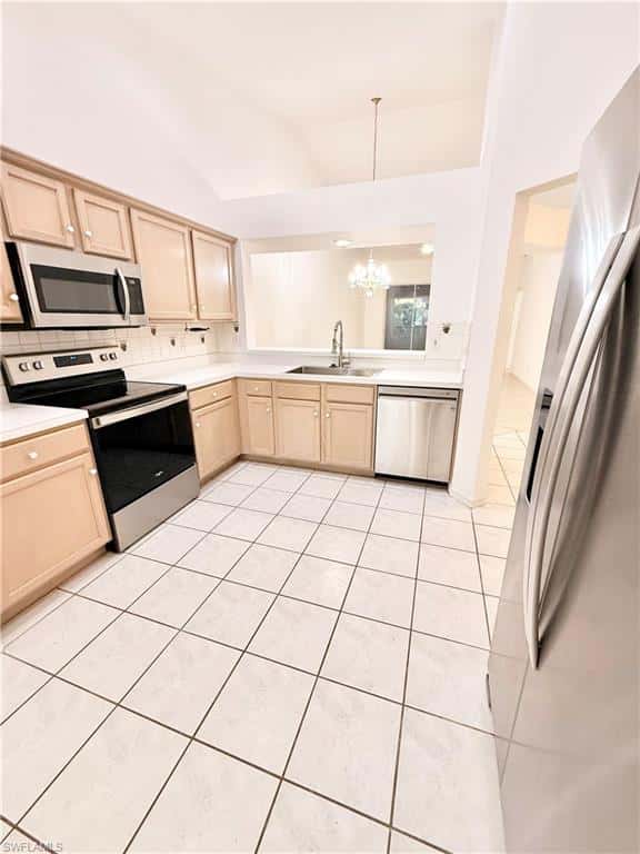 7001 Lone Oak Blvd, Naples, photo 11