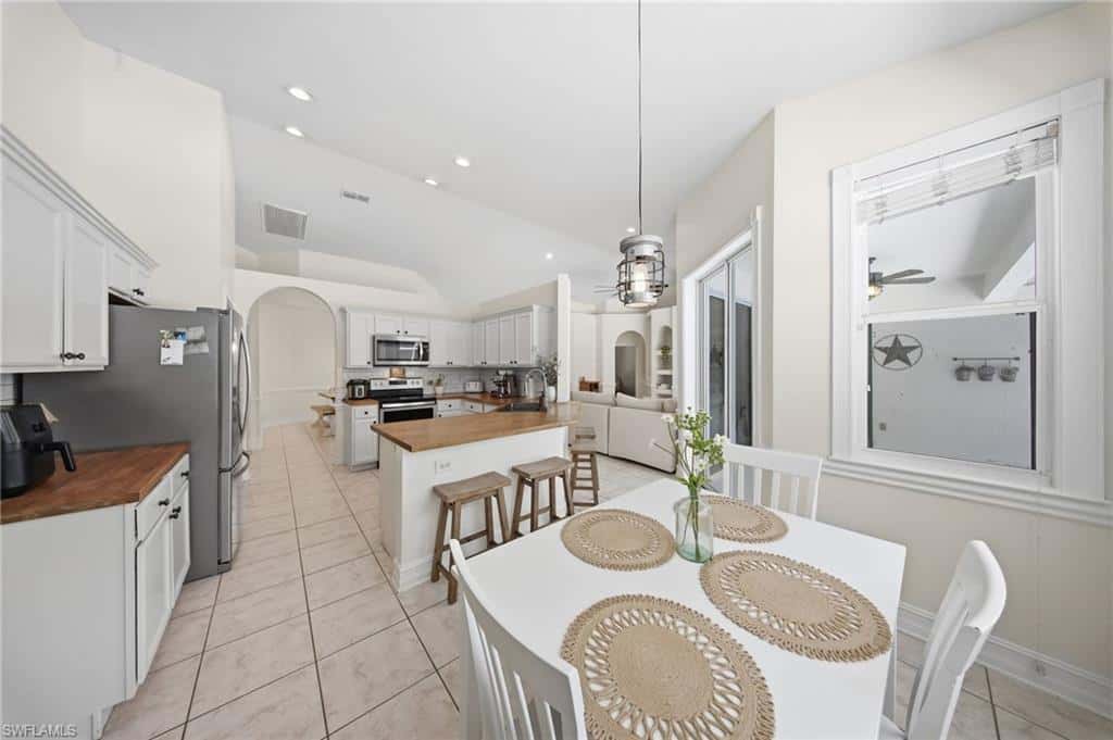 5791 Golden Gate Pkwy, Naples, photo 16