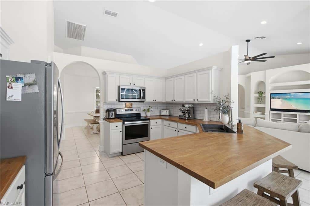 5791 Golden Gate Pkwy, Naples, photo 12