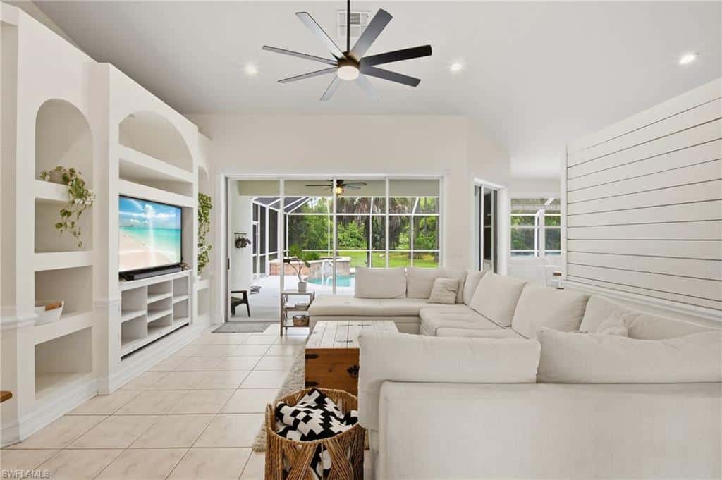 5791 Golden Gate Pkwy, Naples, photo 18