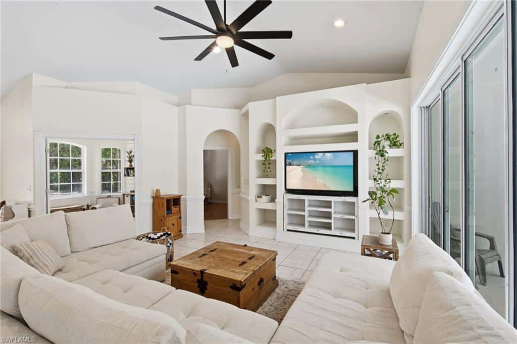 5791 Golden Gate Pkwy, Naples, photo 8