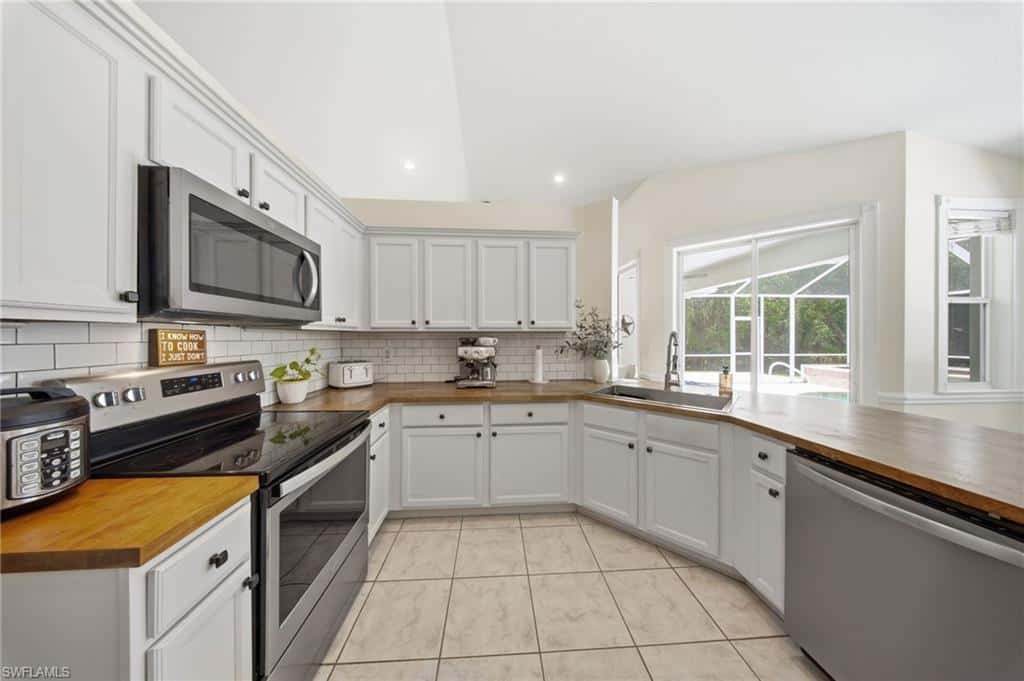 5791 Golden Gate Pkwy, Naples, photo 21