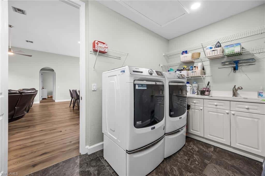 2526 Miracle Pkwy, Cape Coral, photo 28