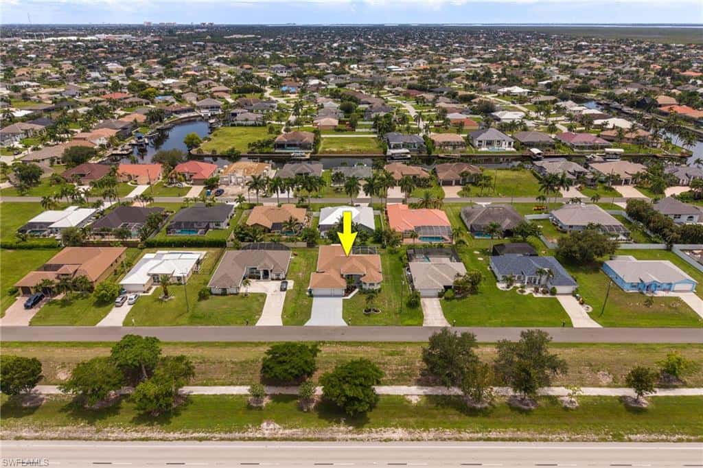 2526 Miracle Pkwy, Cape Coral, photo 41