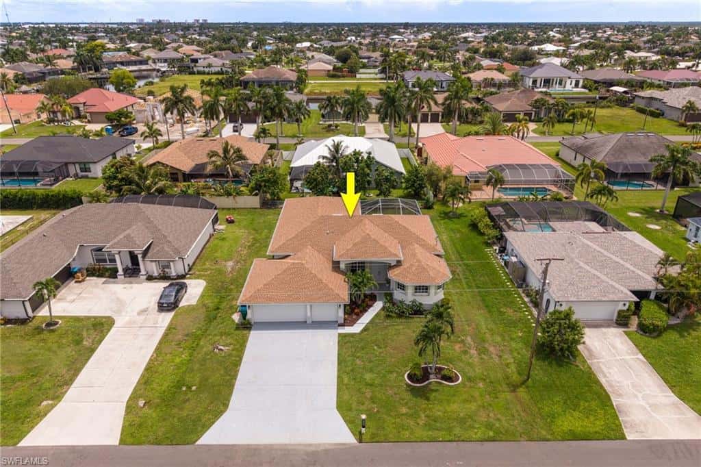 2526 Miracle Pkwy, Cape Coral, photo 39