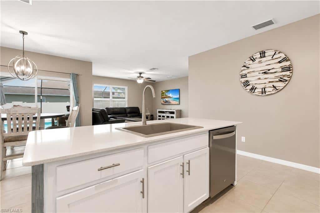 2708 Foralesca Ct, Cape Coral, photo 9