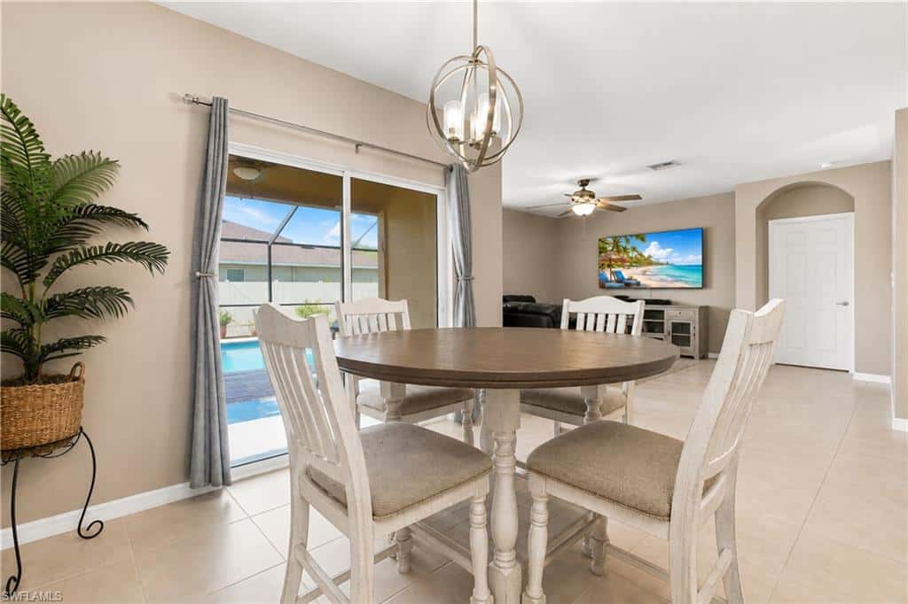 2708 Foralesca Ct, Cape Coral, photo 10
