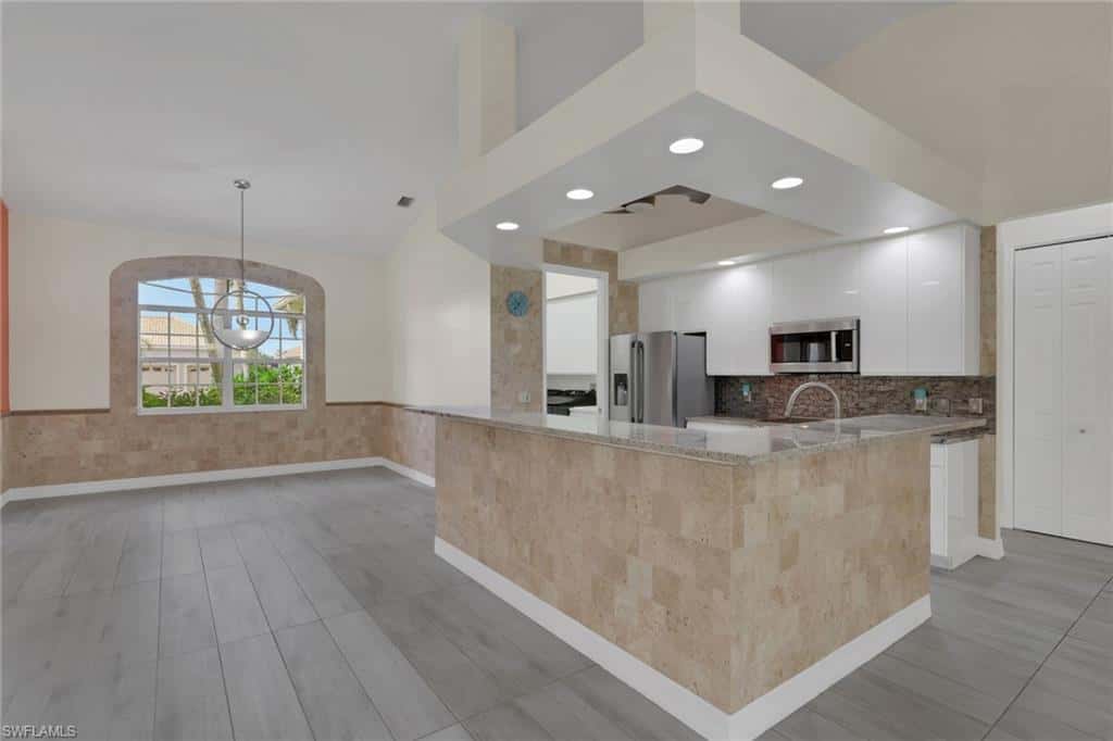 8596 Southwind Bay Cir, Fort Myers, photo 9