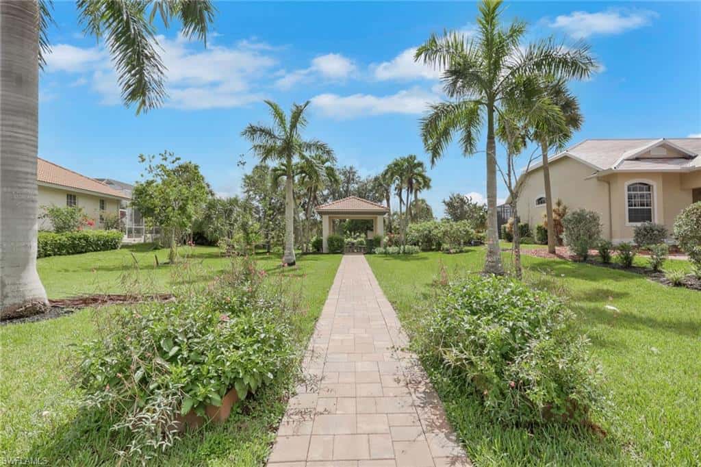 8596 Southwind Bay Cir, Fort Myers, photo 34