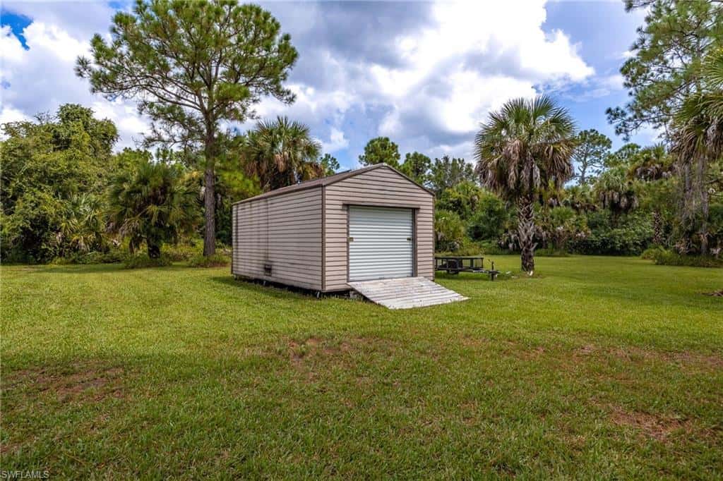 570 22nd St, Naples, photo 34