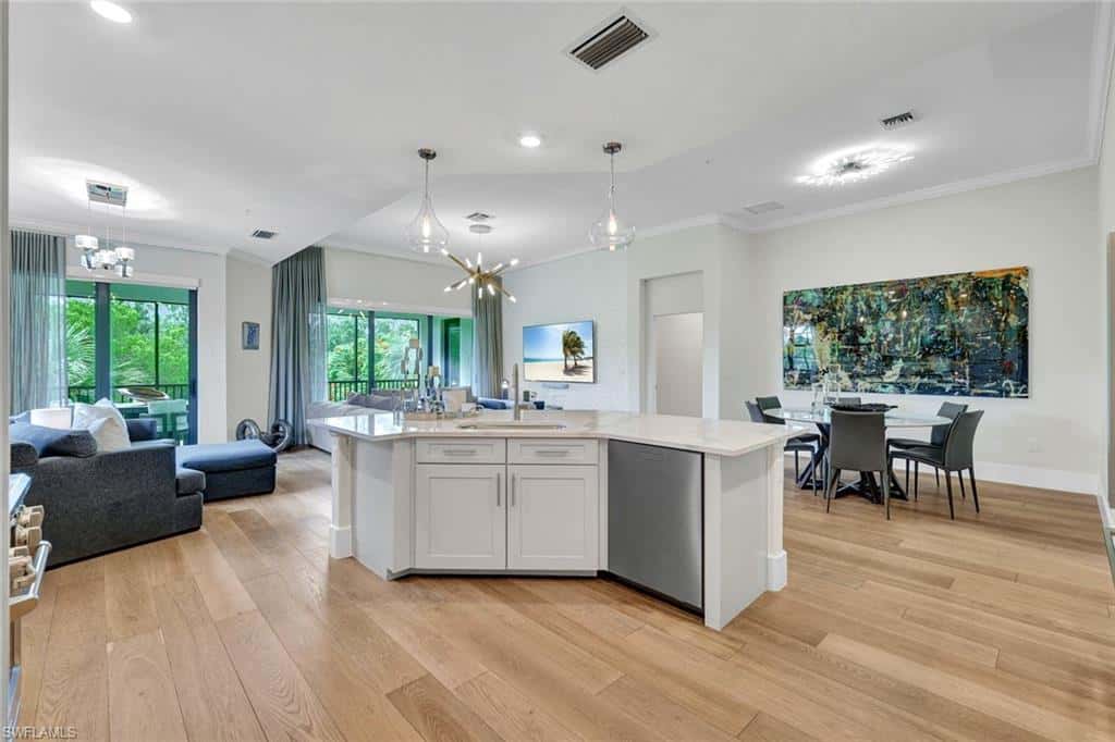 16356 Viansa Way #201, Naples, photo 4