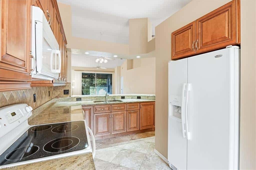 2526 Orchid Bay Dr #202, Naples, photo 9