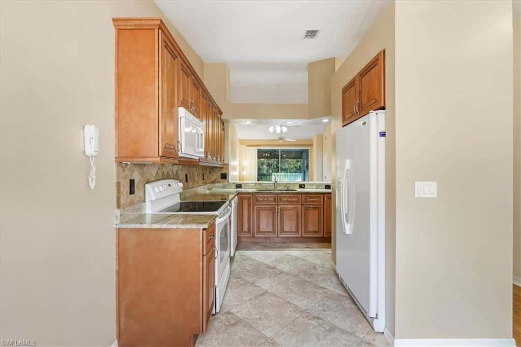 2526 Orchid Bay Dr #202, Naples, photo 8