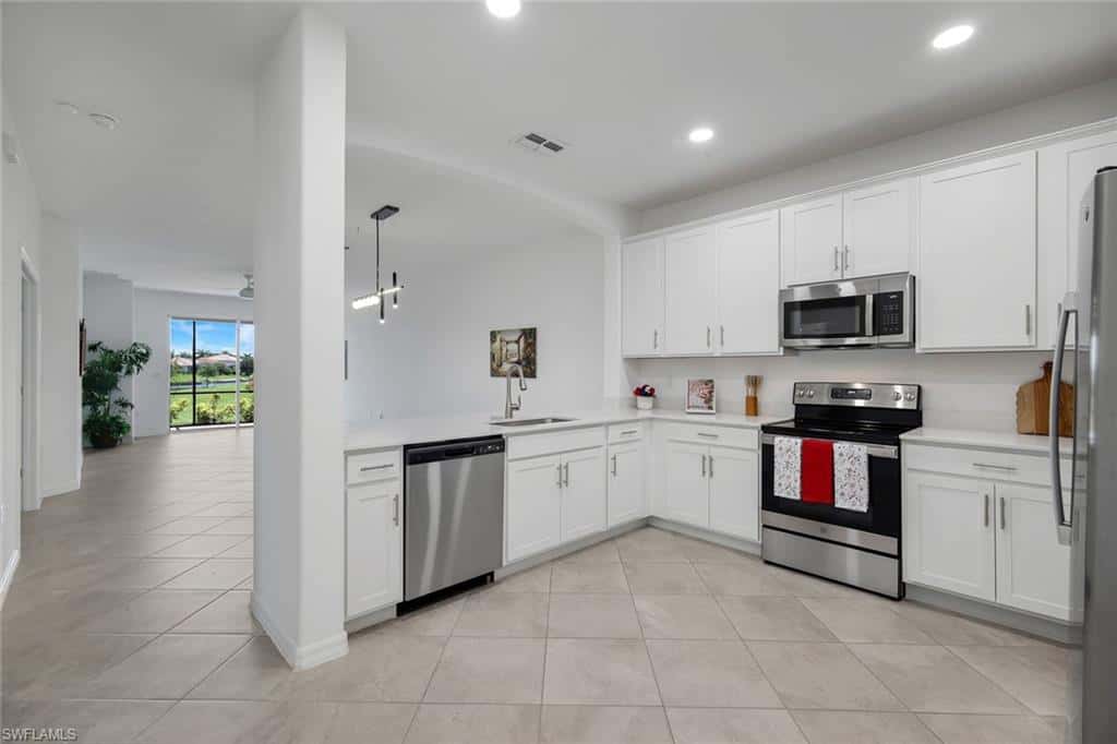 2175 Dragonfruit Way, Naples, photo 36
