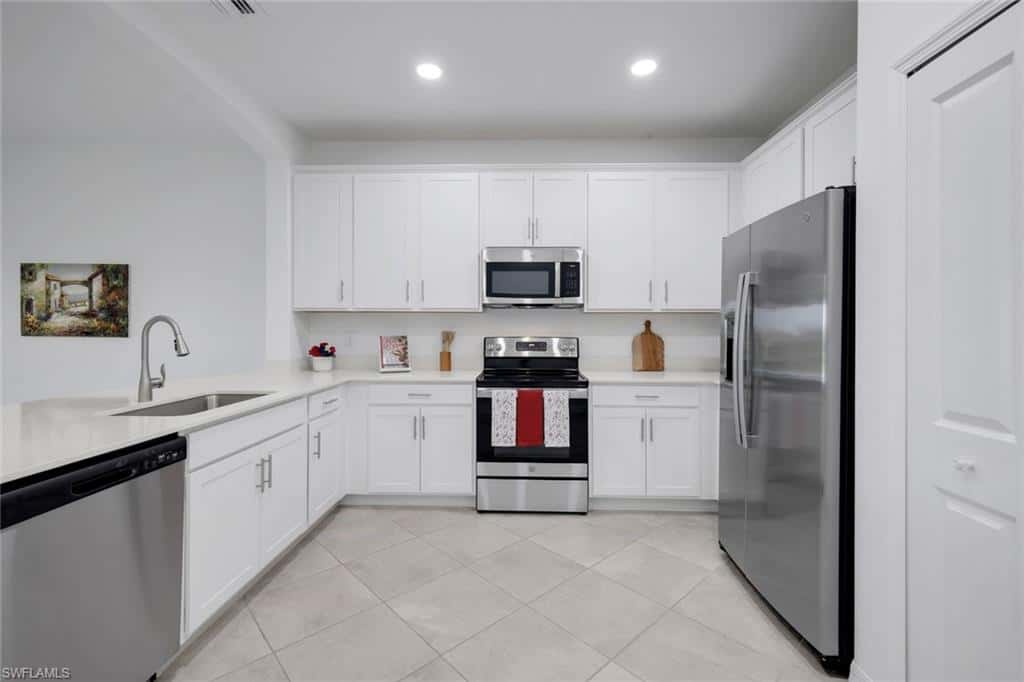 2175 Dragonfruit Way, Naples, photo 37