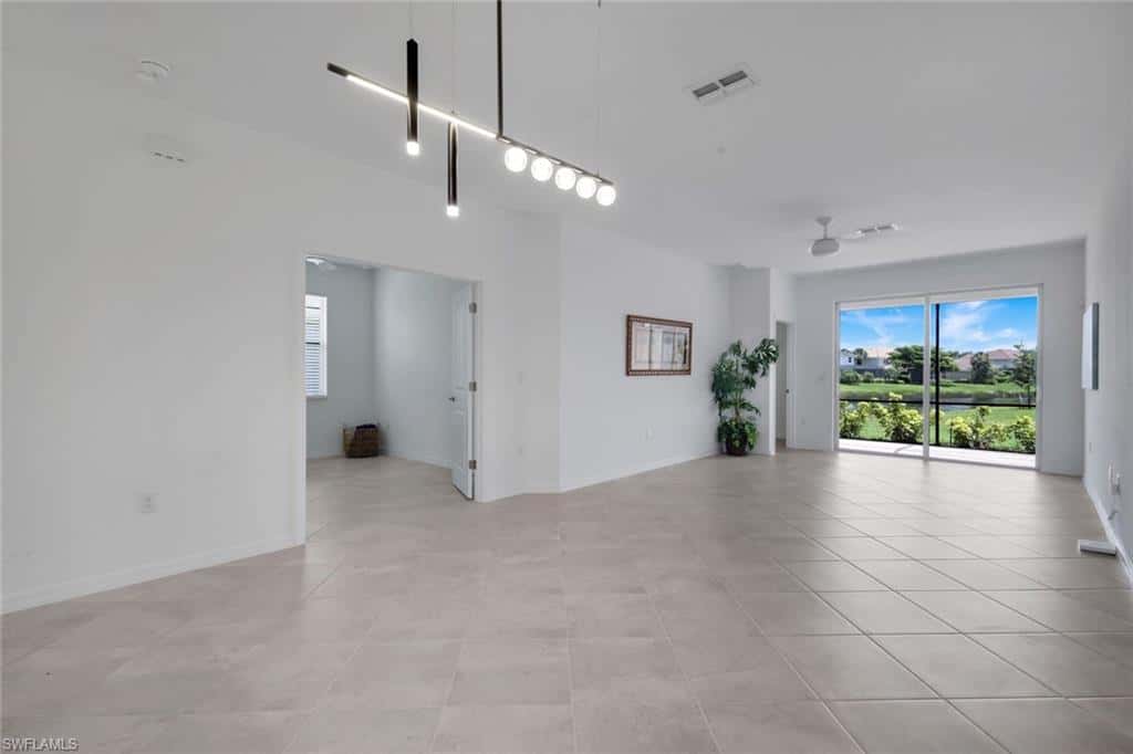 2175 Dragonfruit Way, Naples, photo 31