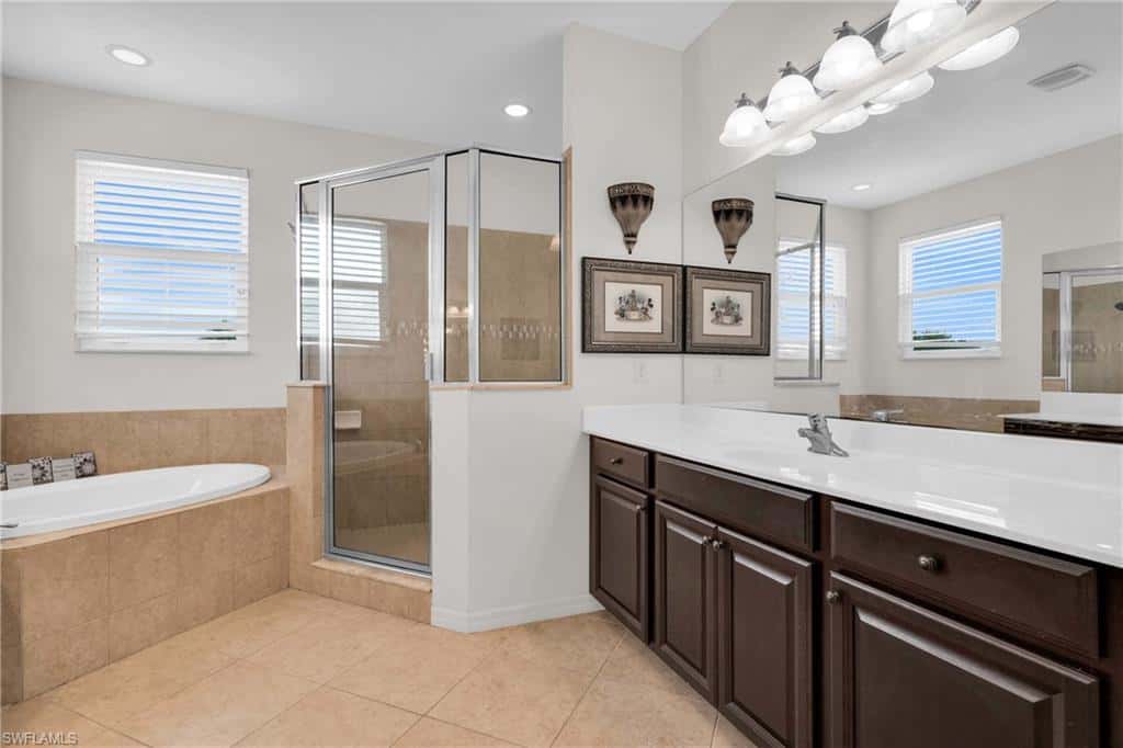 1804 Cayon Ct, Cape Coral, photo 23