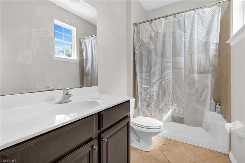 1804 Cayon Ct, Cape Coral, photo 27