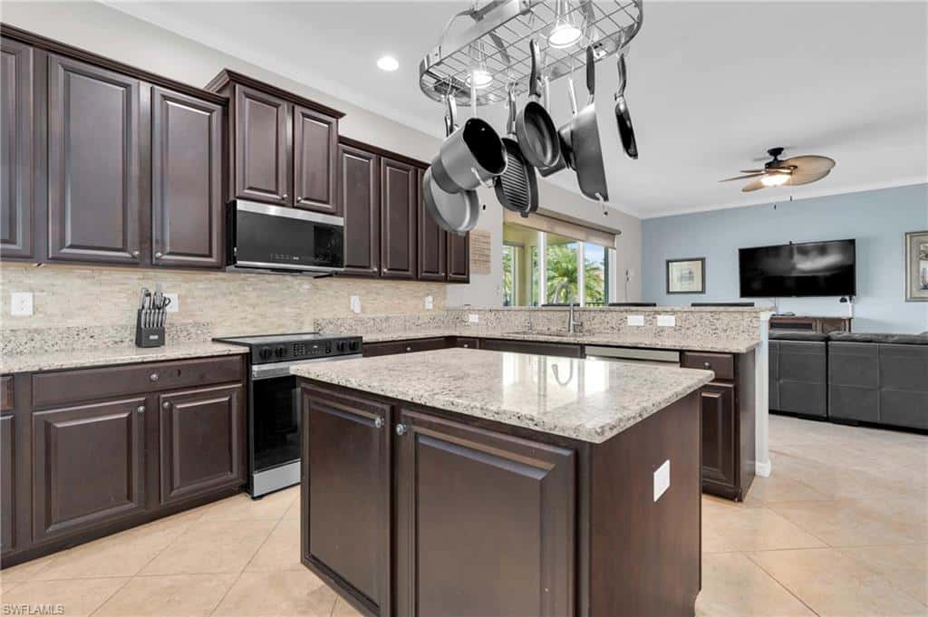 1804 Cayon Ct, Cape Coral, photo 10