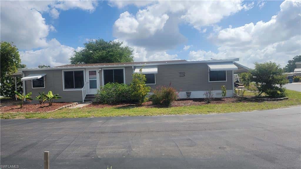 4712 Tahiti Dr, Bonita Springs, photo 5