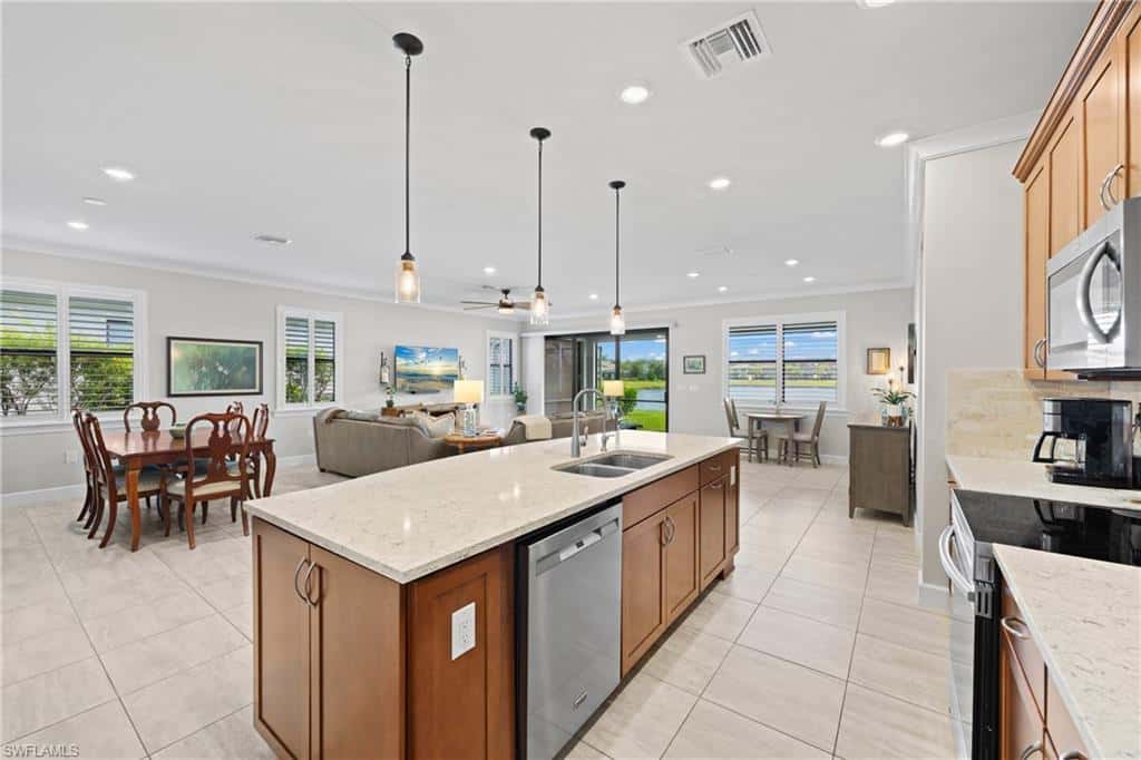 17285 Hadlow Pl, Fort Myers, photo 9