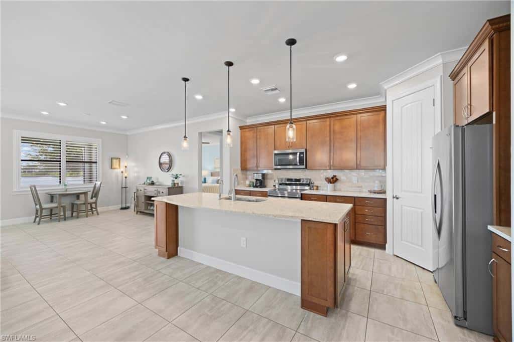 17285 Hadlow Pl, Fort Myers, photo 10