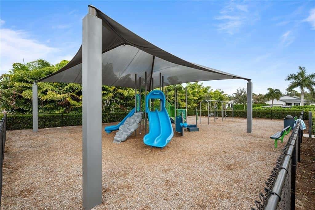 17285 Hadlow Pl, Fort Myers, photo 35