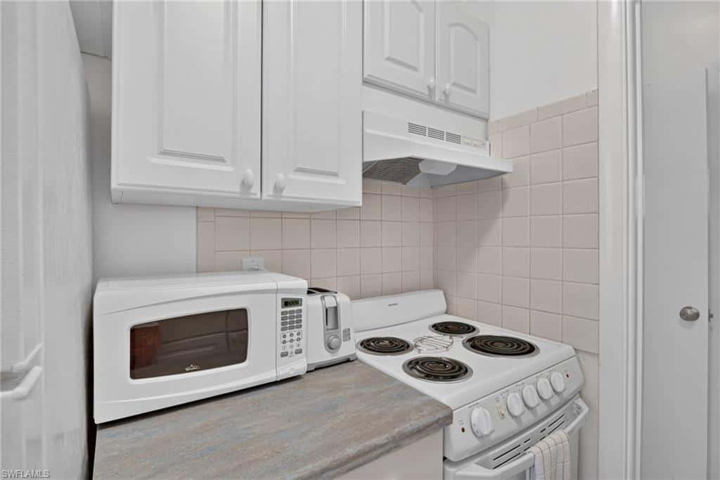534 4th Ave #3, Naples, photo 13