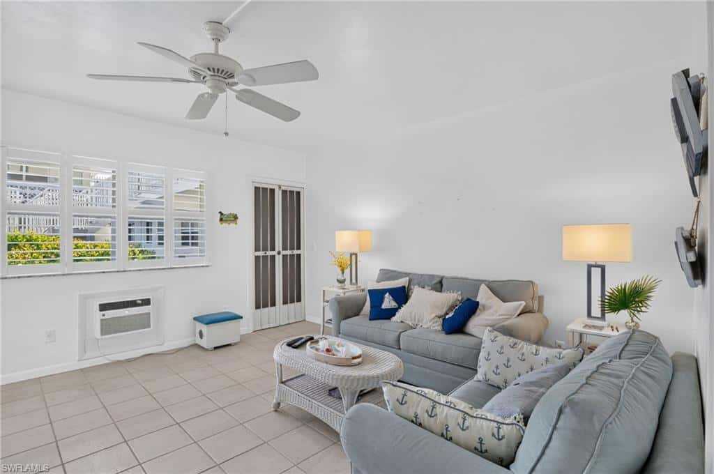 534 4th Ave #3, Naples, photo 7