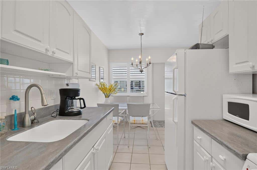534 4th Ave #3, Naples, photo 14