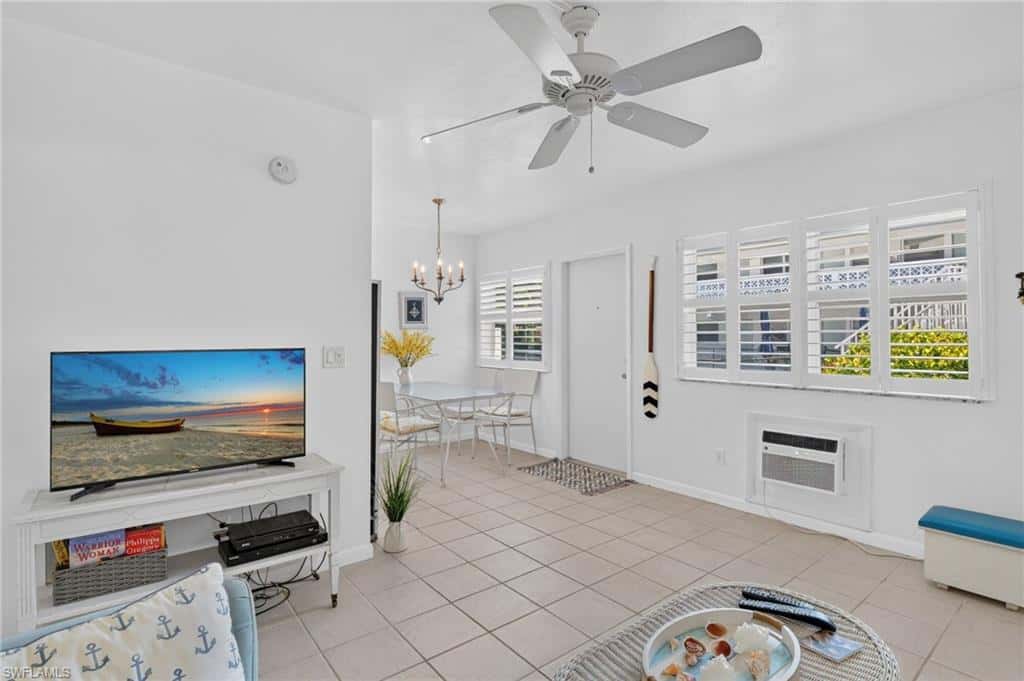 534 4th Ave #3, Naples, photo 8