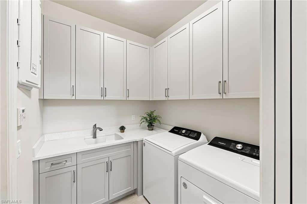 2935 Coco Lakes Dr, Naples, photo 34