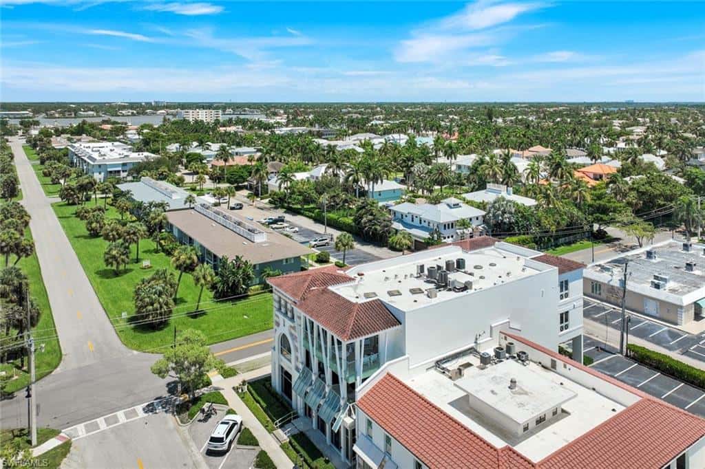 382 12th Ave #202, Naples, photo 40