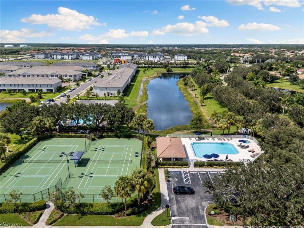 2207 Dragonfruit Way, Naples, photo 32