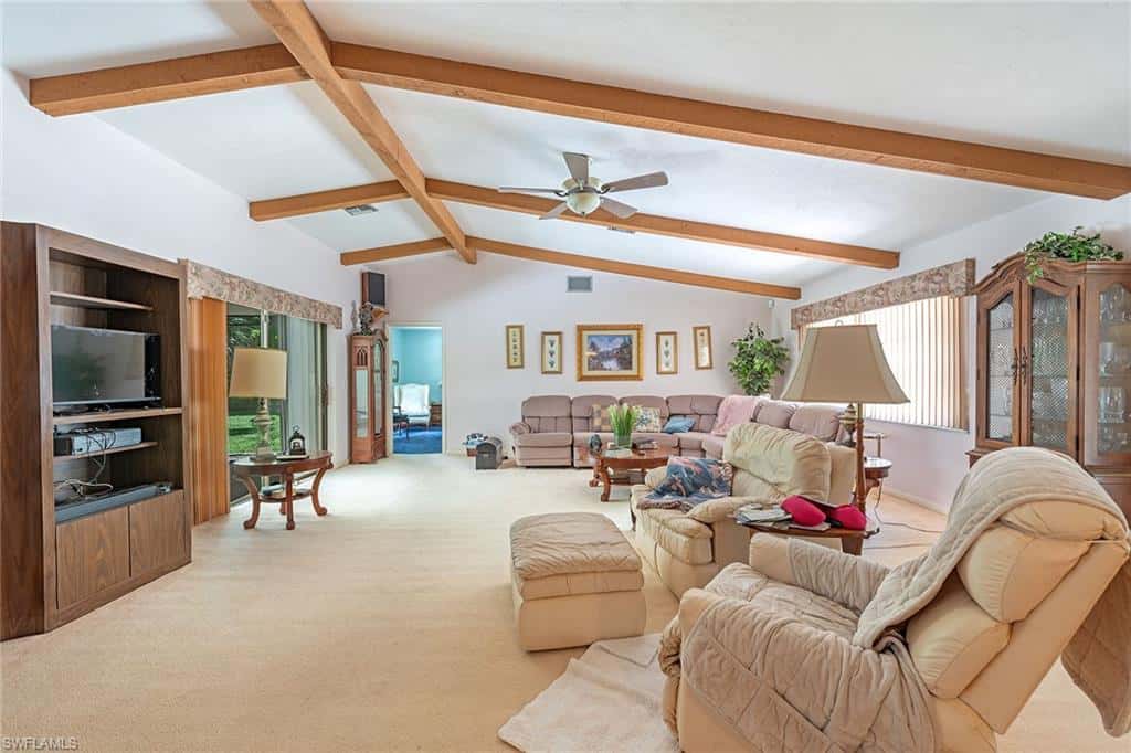 6040 Lancewood Way, Naples, photo 4
