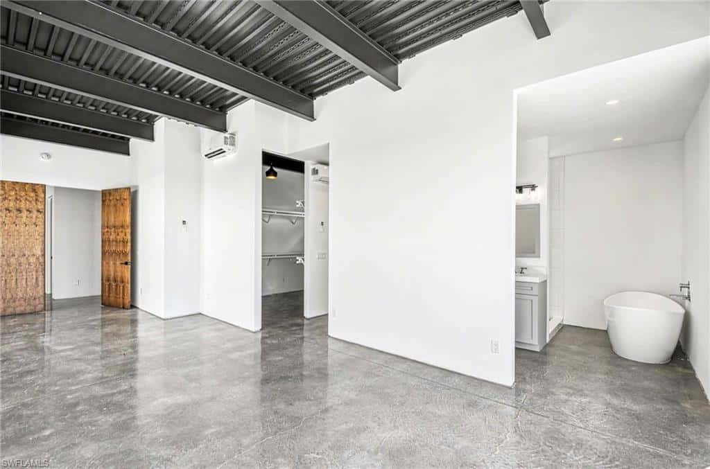 144 Pago Pago Dr, Naples, photo 35