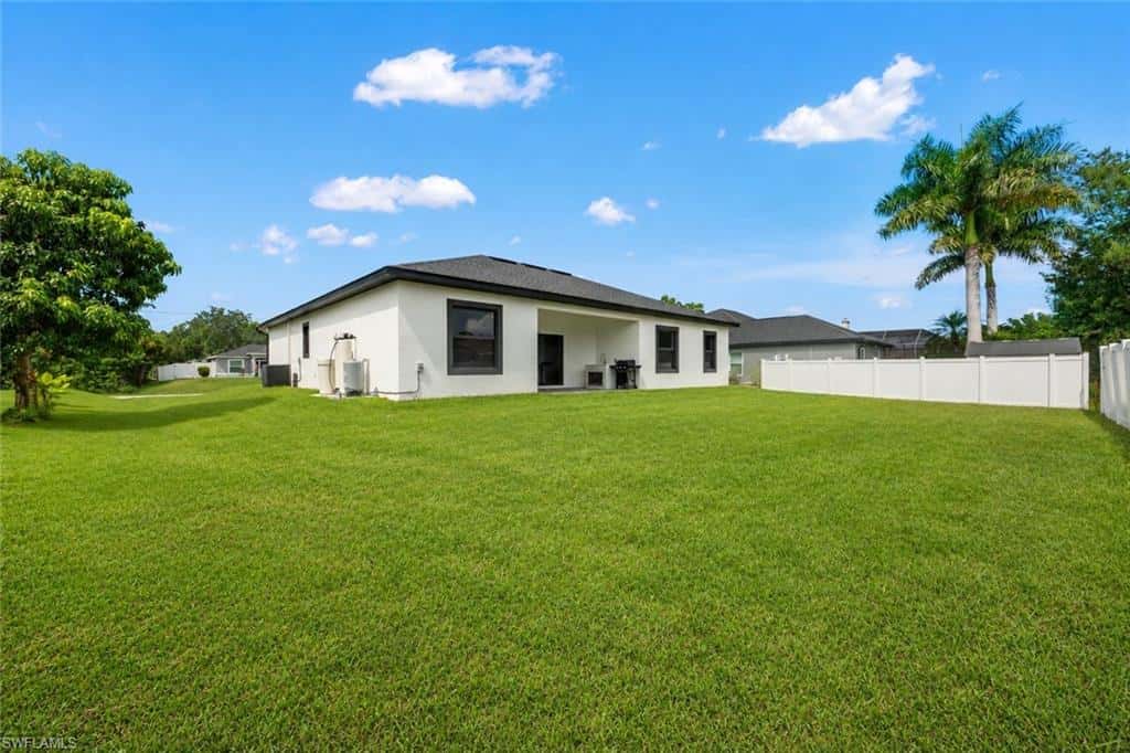 2040 Gerald Avenue, North Port, photo 44