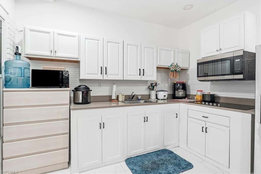 630 1st St, Naples, photo 21
