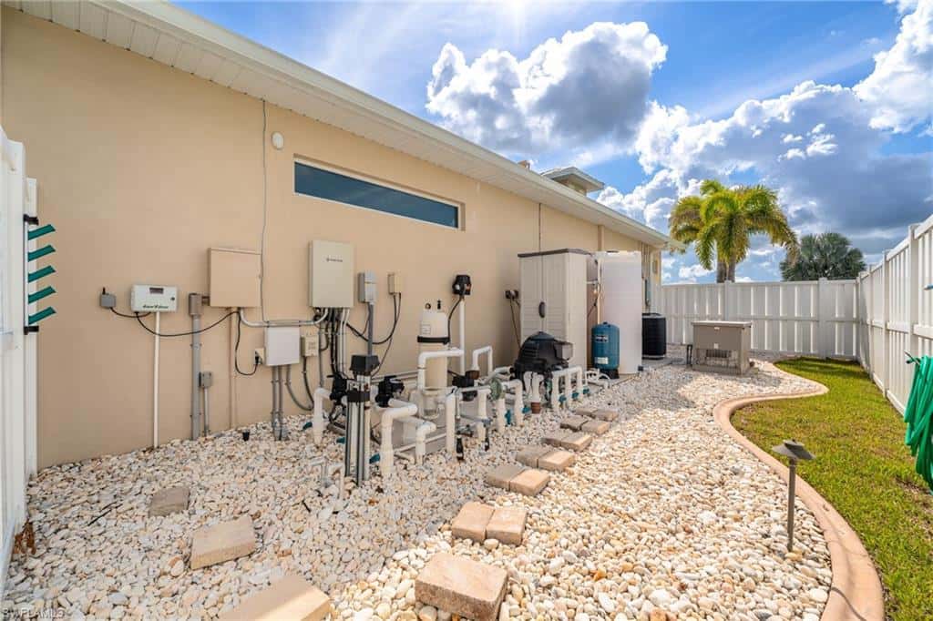 5272 River Blossom Ln, Fort Denaud, photo 34