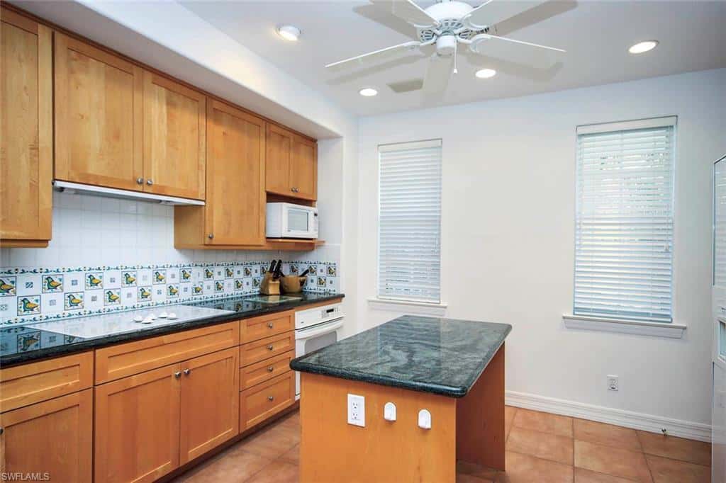 580 Sea Oats Dr, Sanibel, photo 12