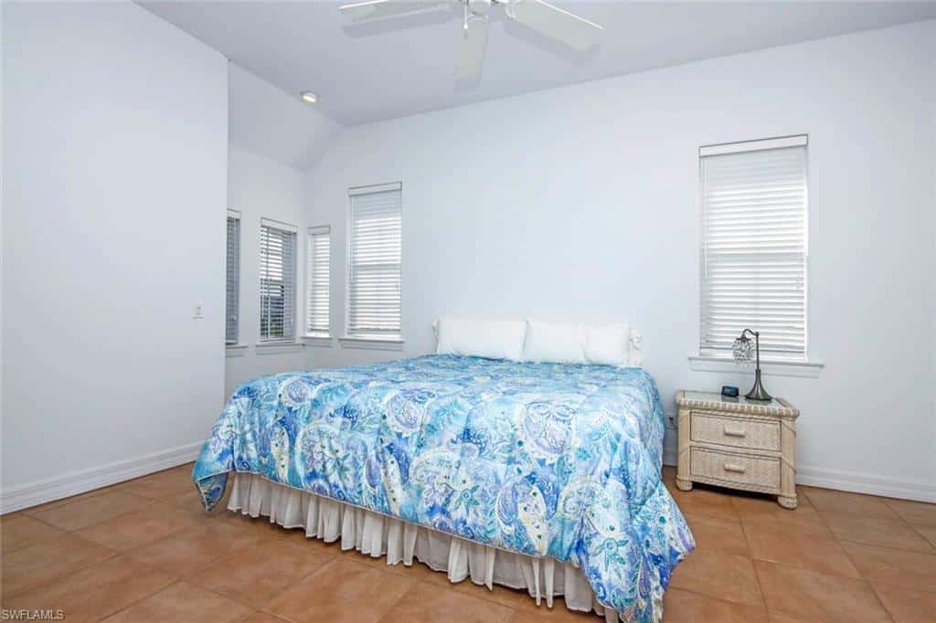 580 Sea Oats Dr, Sanibel, photo 18