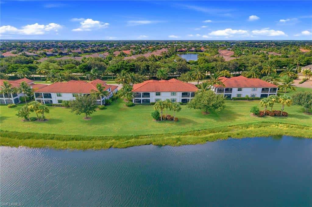3153 Aviamar Cir #202, Naples, photo 27