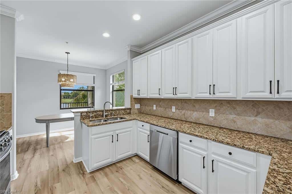 3153 Aviamar Cir #202, Naples, photo 8