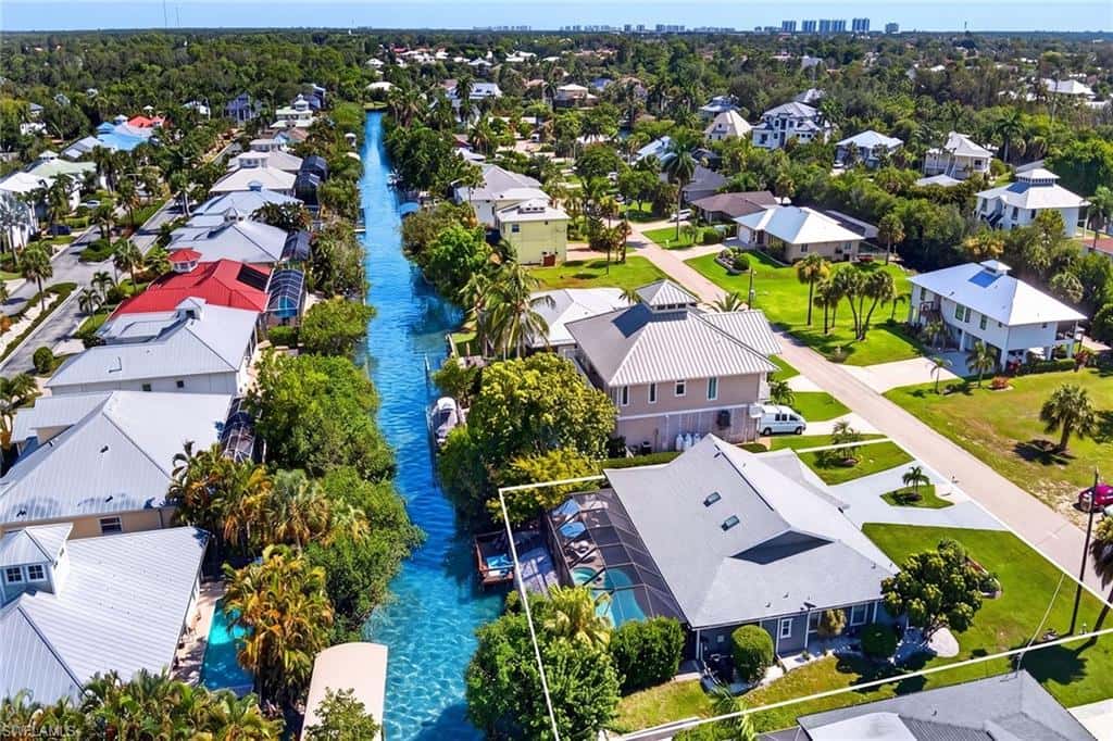 27115 Belle Rio Dr, Bonita Springs, photo 47
