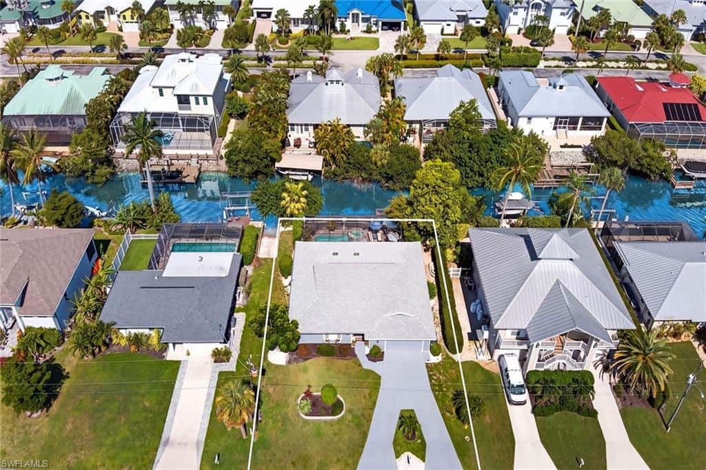 27115 Belle Rio Dr, Bonita Springs, photo 43