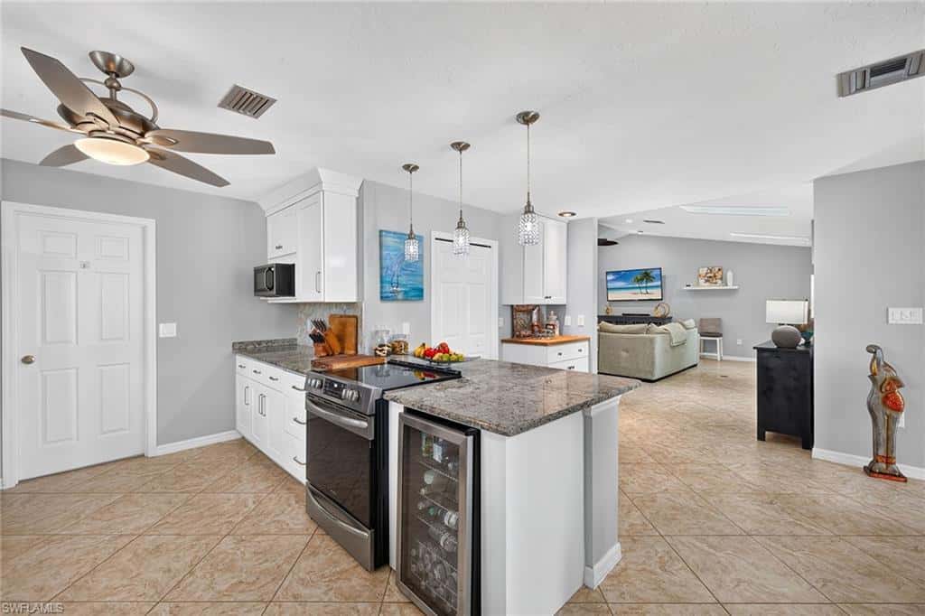 27115 Belle Rio Dr, Bonita Springs, photo 22